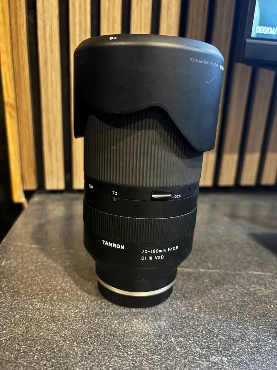 Tamron 70-180 F/2.8 Di III VXD Sony Mount - Image 2