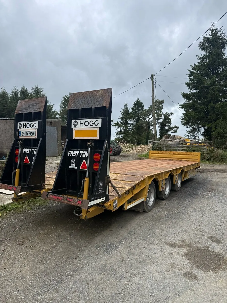 Hogg low loader - Image 3