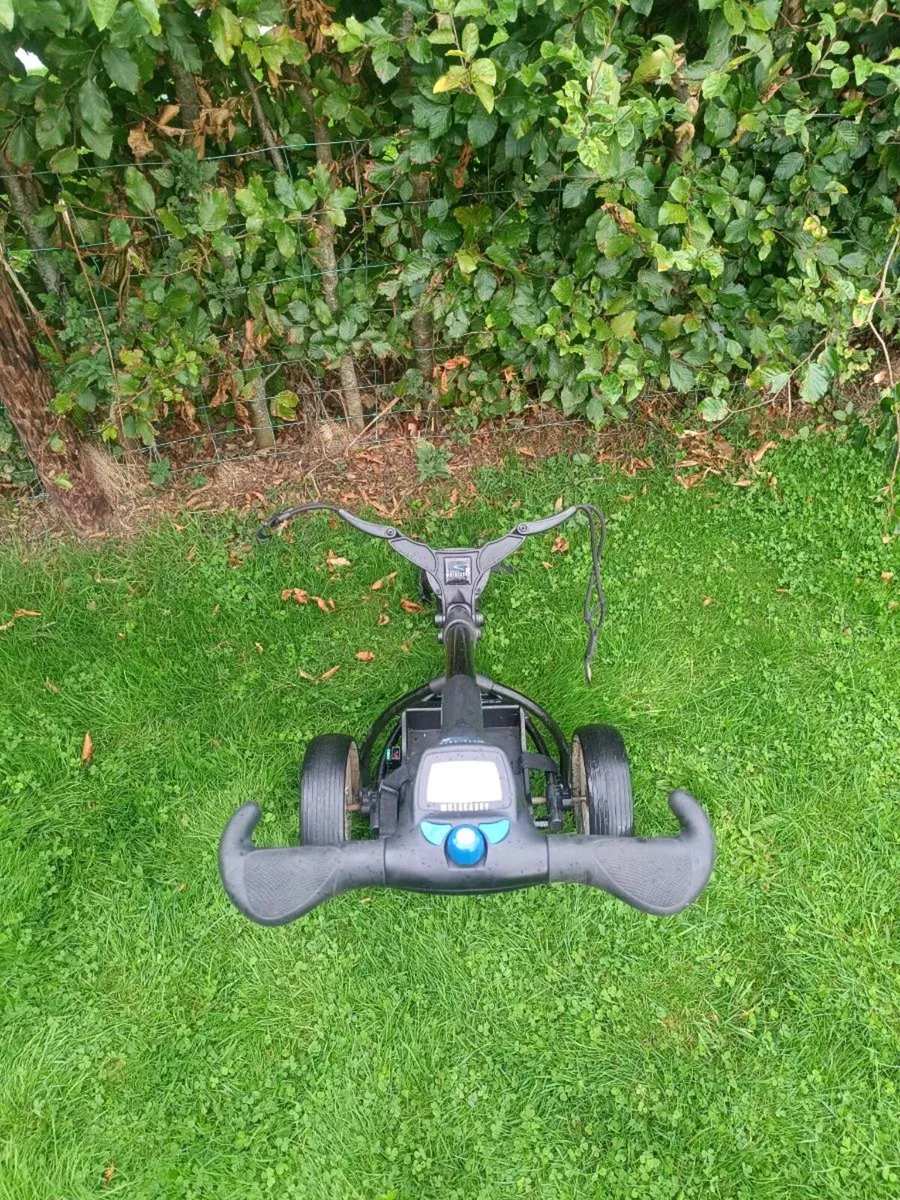 Motocaddy S3 Electric Golf Trolley - Image 3