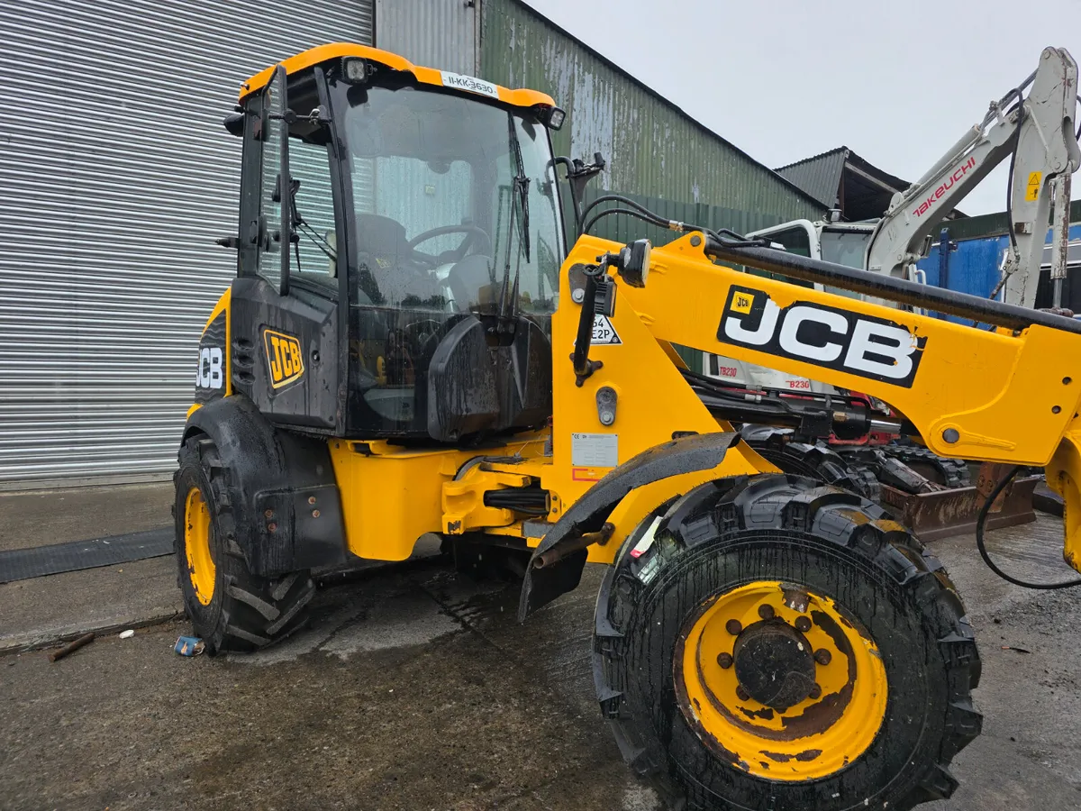 Jcb TM 220 - Image 4
