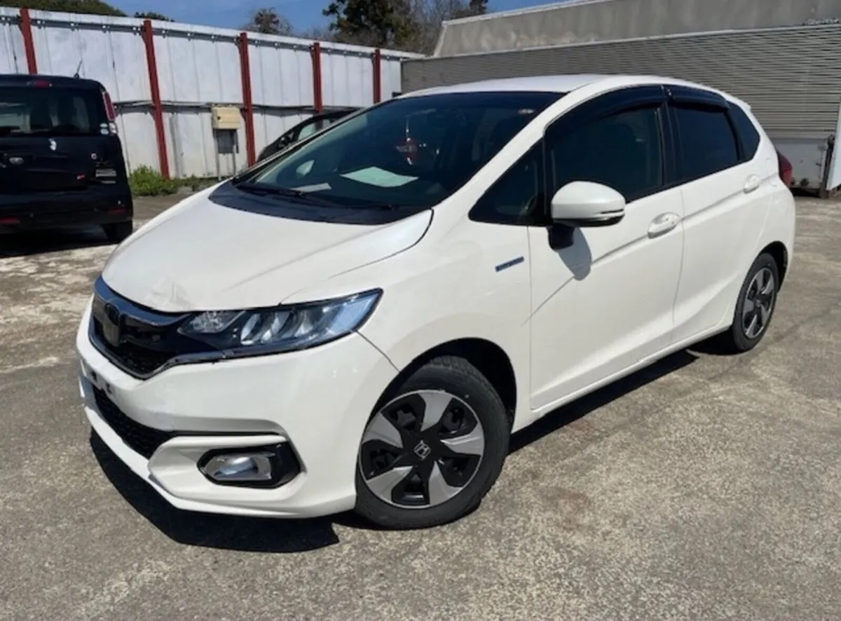 Honda Fit GP5 breaking Parts
