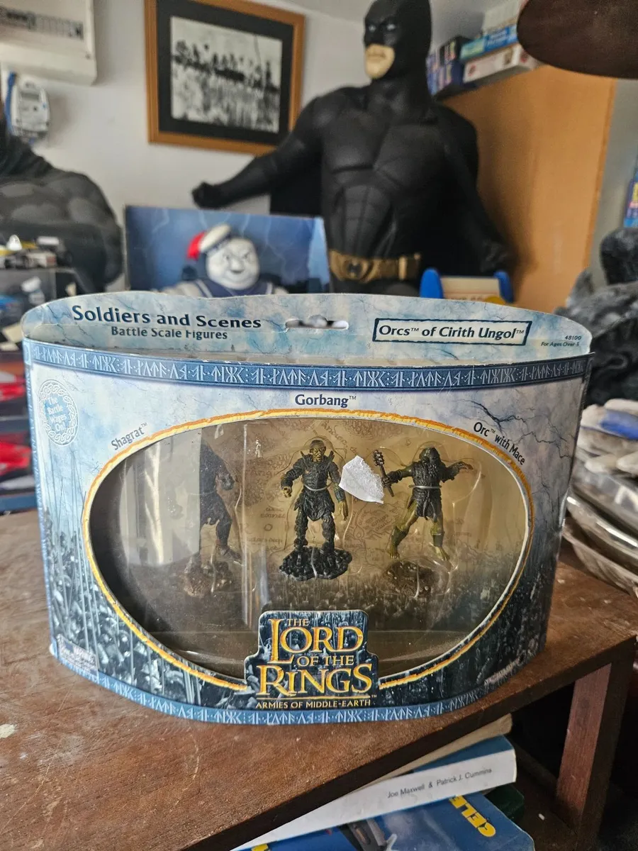 Lord of the Rings Figures Set - Image 1