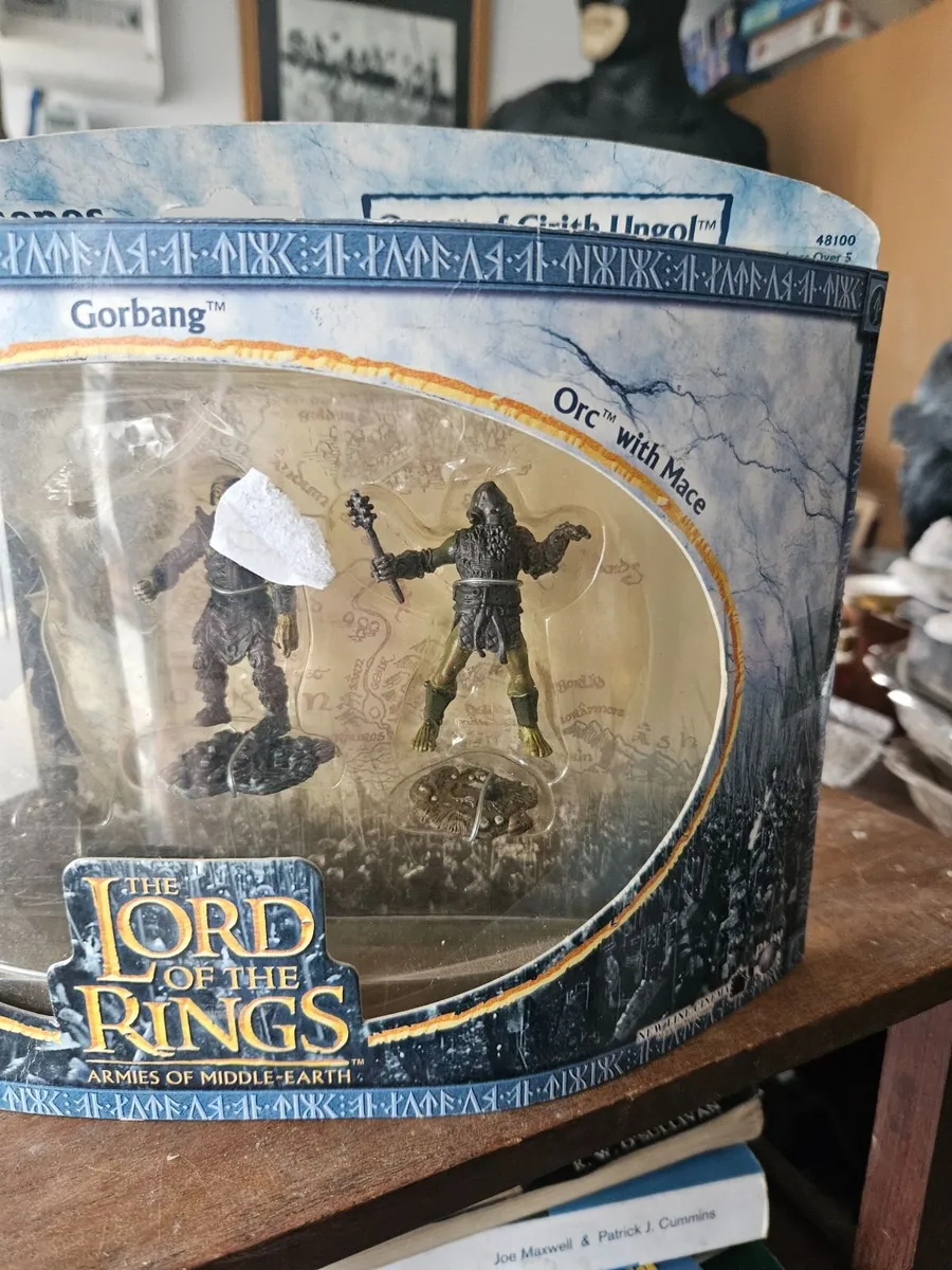 Lord of the Rings Figures Set - Image 4