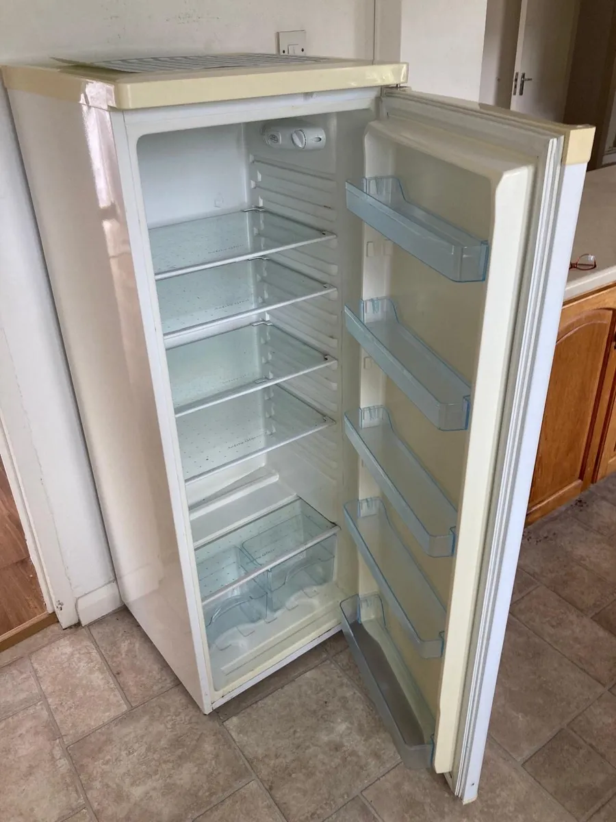 4 Kitchen Appliances - job lot - €185 - Image 1
