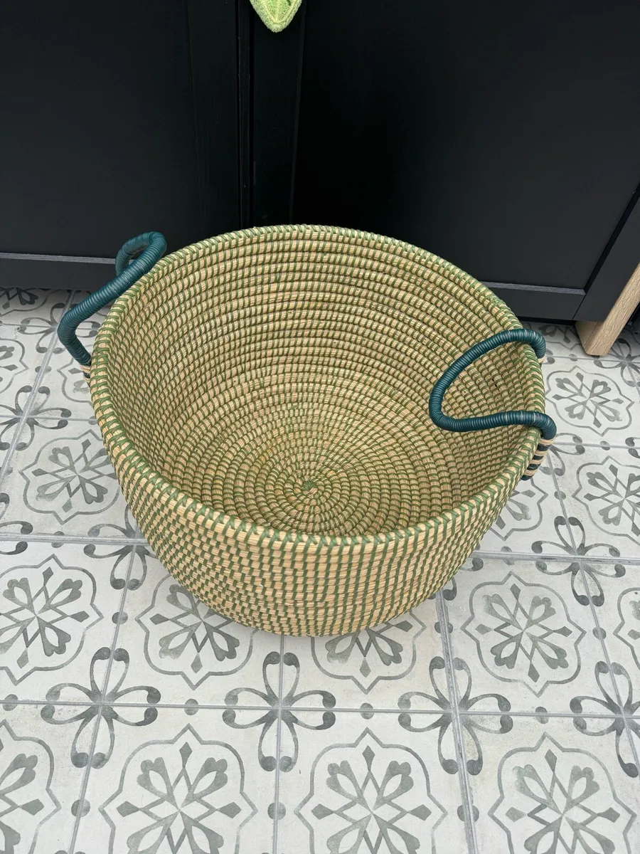 Green basket - Image 3