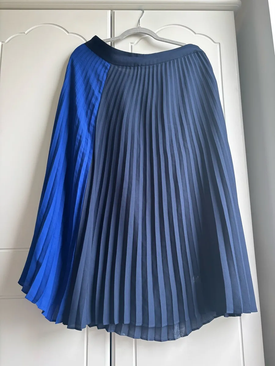 Next Pleated Midi Skirt Blue - Image 2