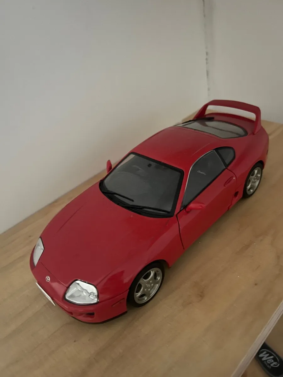Toyota supra 1:18 - Image 4