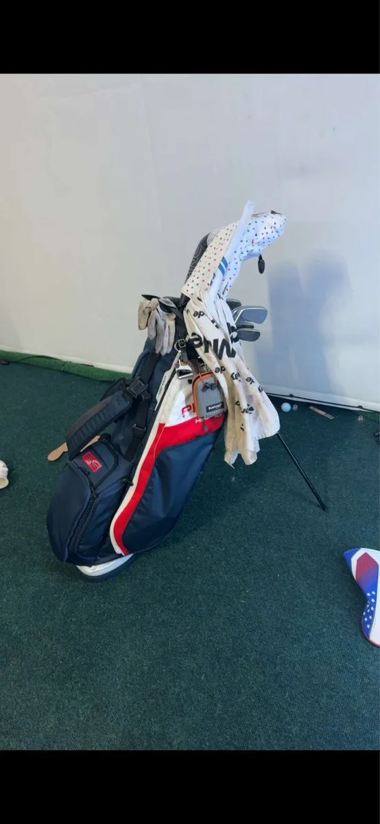 Ping hoofer golf bag - Image 1