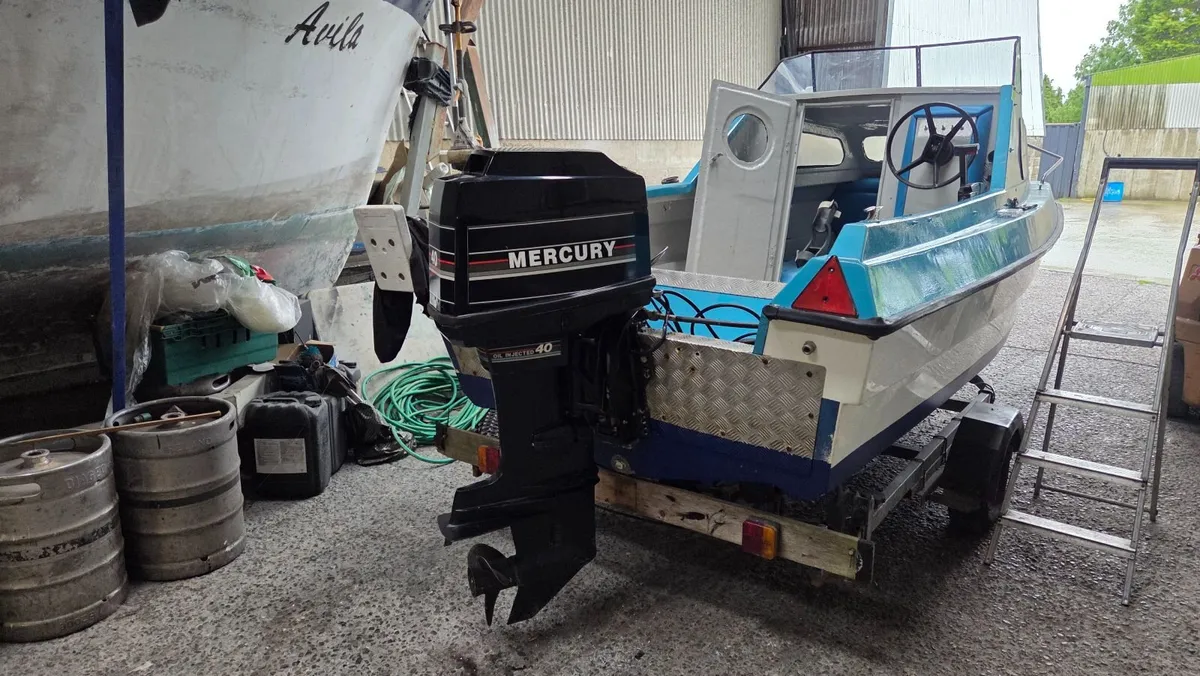 Pilot 460 Fishing Boat - Image 1