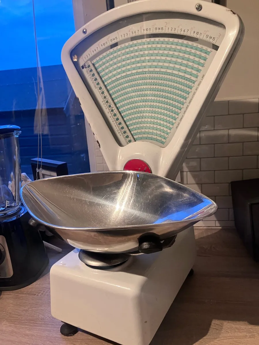 Vintage mid-century Berkel counter top scales - Image 4