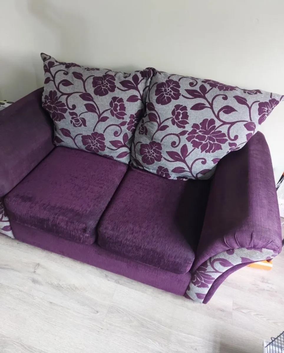 2 seater sofa Free to take away - Image 2
