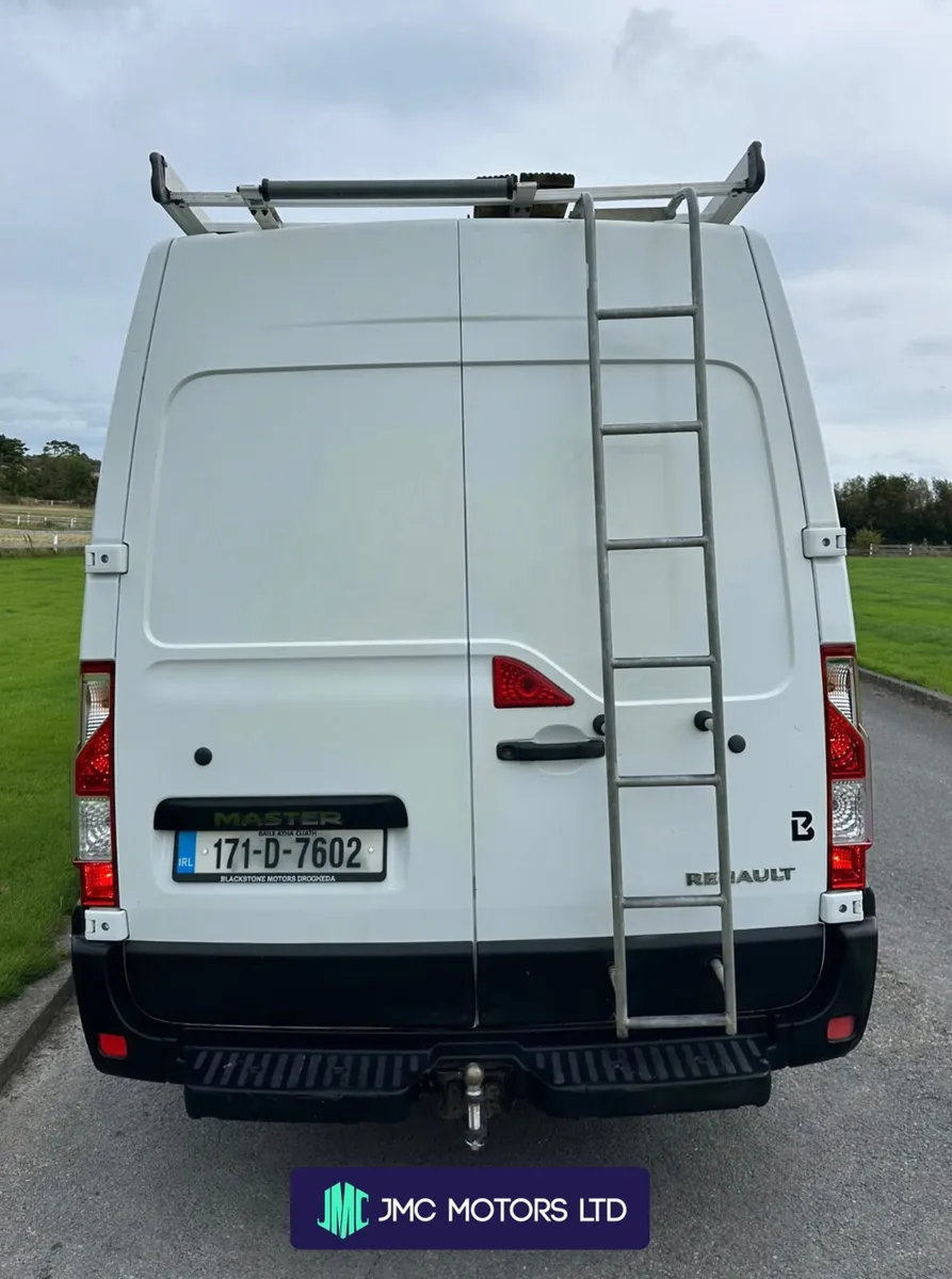 Renault Master 2017 Low Mileage - Image 3