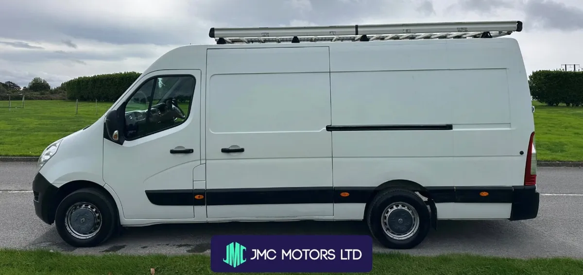 Renault Master 2017 Low Mileage - Image 4