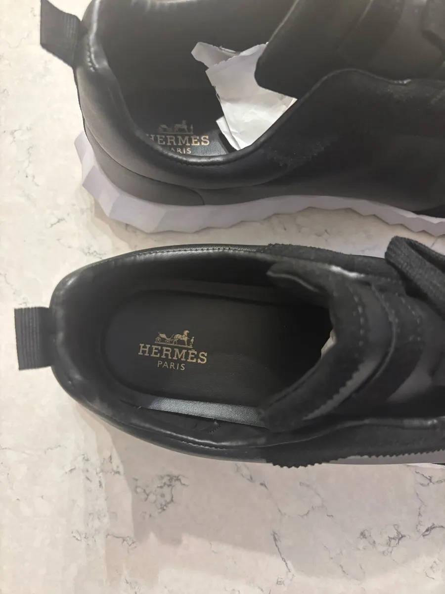 Men’s trainers - Image 2