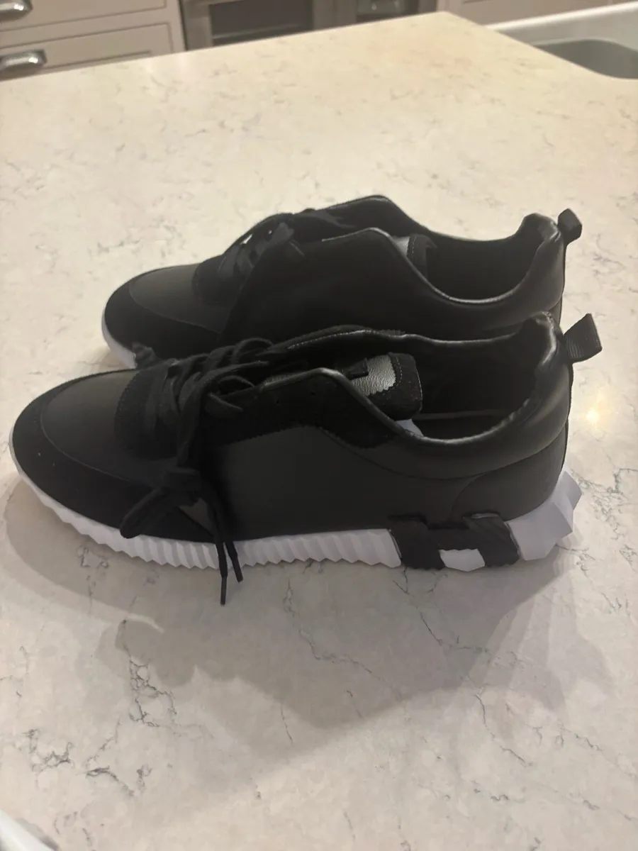 Men’s trainers - Image 4