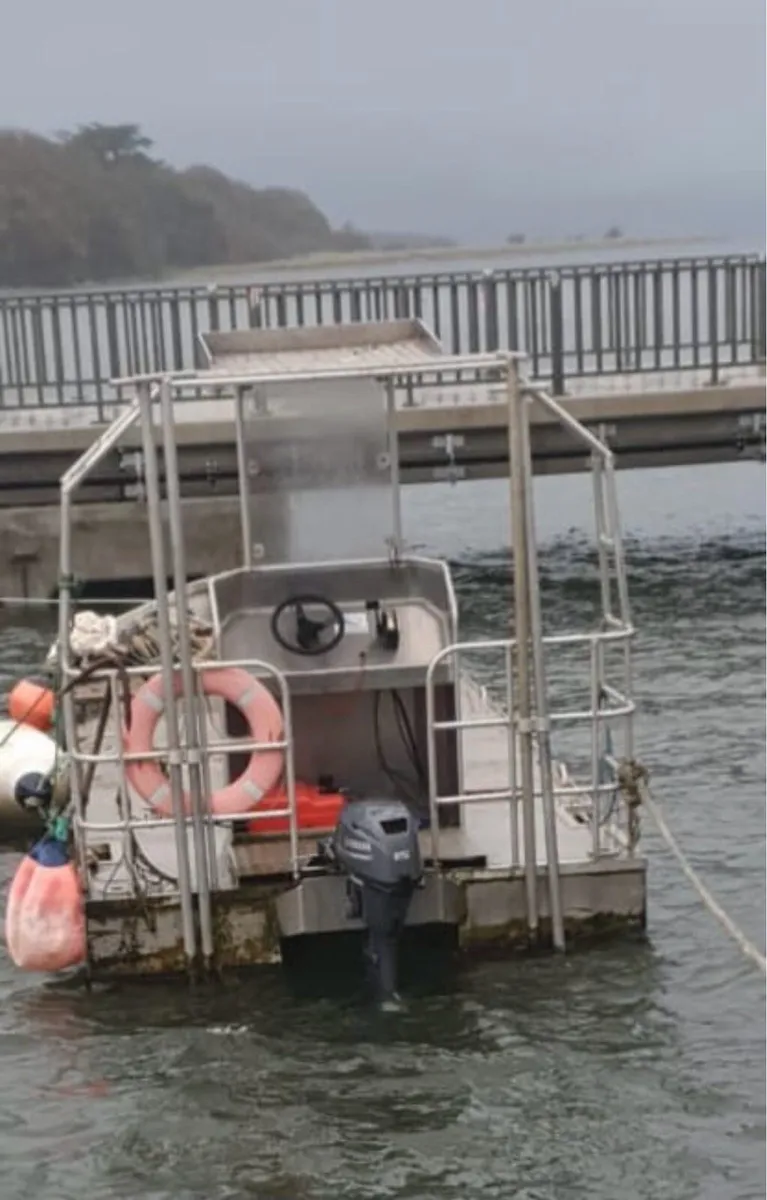 aluminum workboat - Image 2