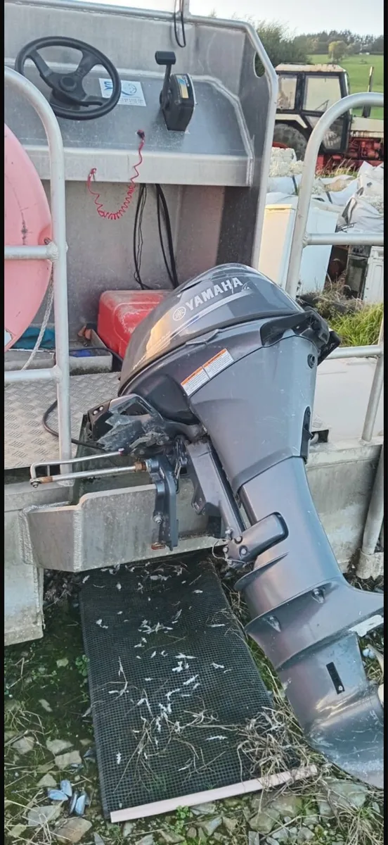 aluminum workboat - Image 3