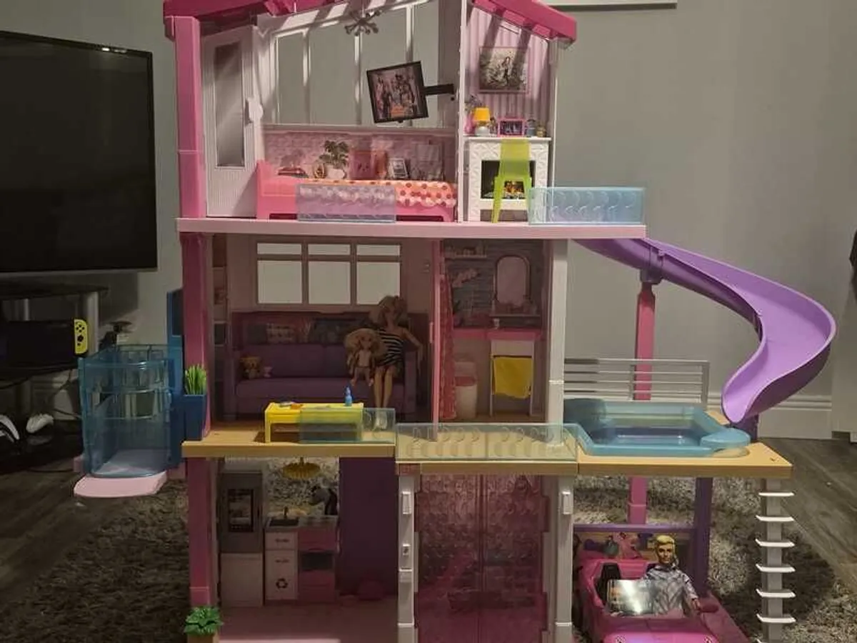 Barbie Dreamhouse - Image 1