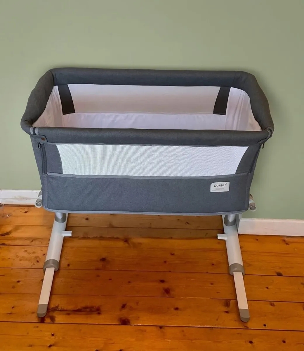 Ronbei Next To Me Bedside Crib – Grey - Image 2