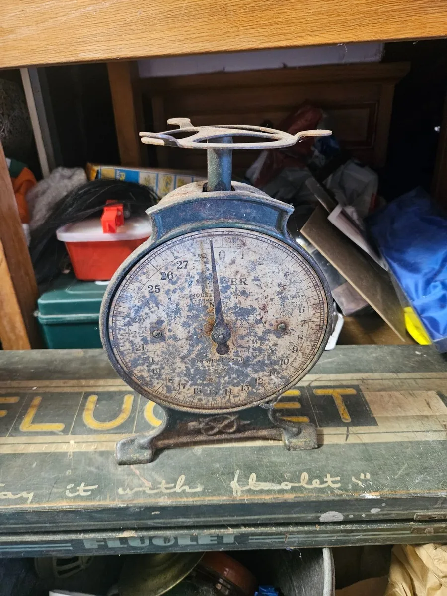 Vintage Weighing Scales - Image 1