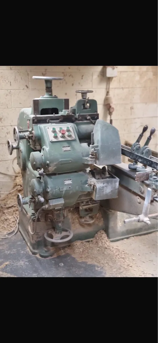 Tenon machine - Image 1