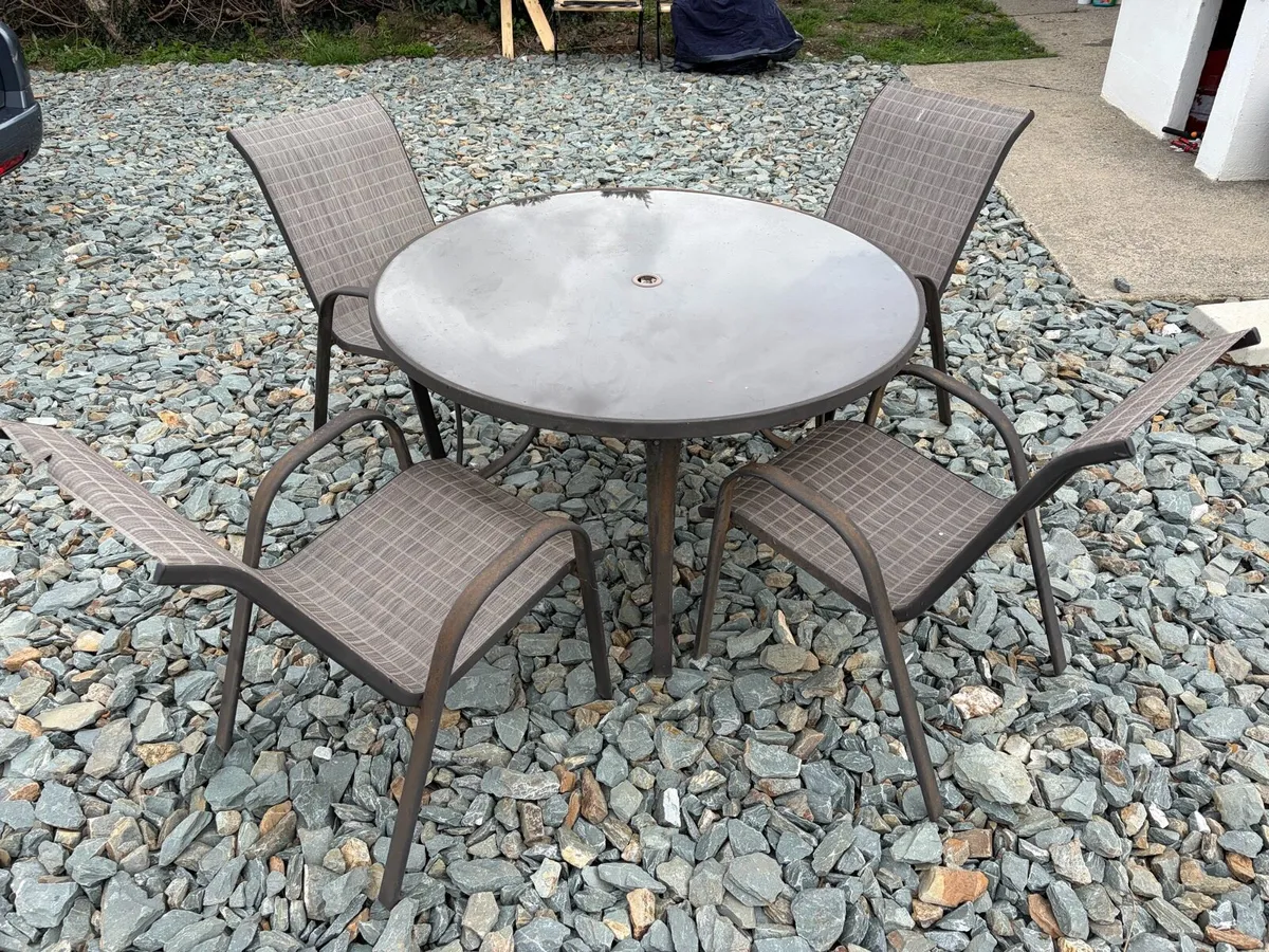 round garden table + 4 chairs set - Image 4