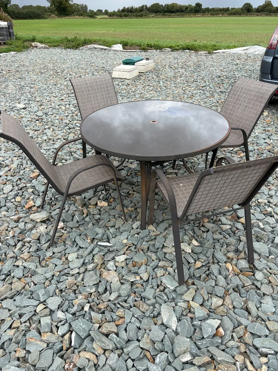 round garden table + 4 chairs set - Image 3