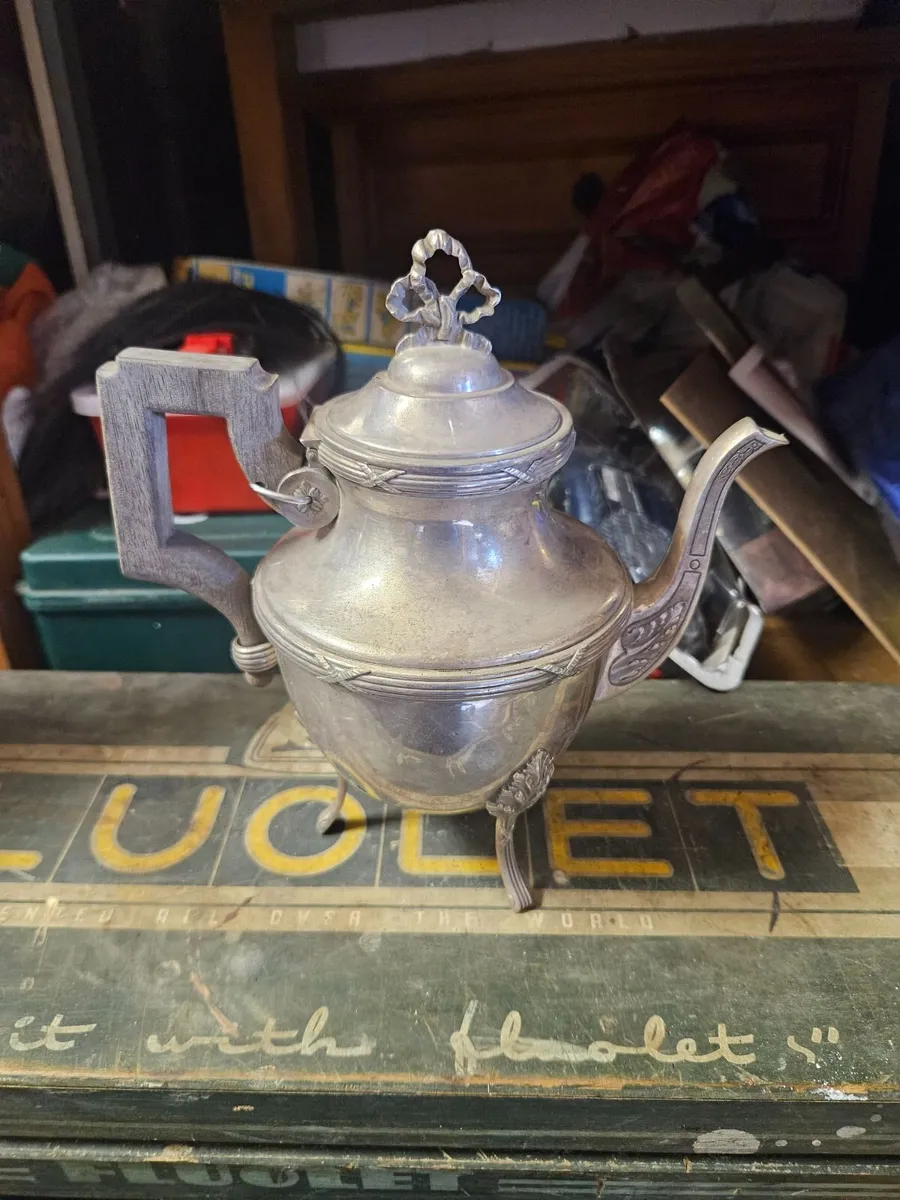 Vintage EPNS Tea Pot - Image 3
