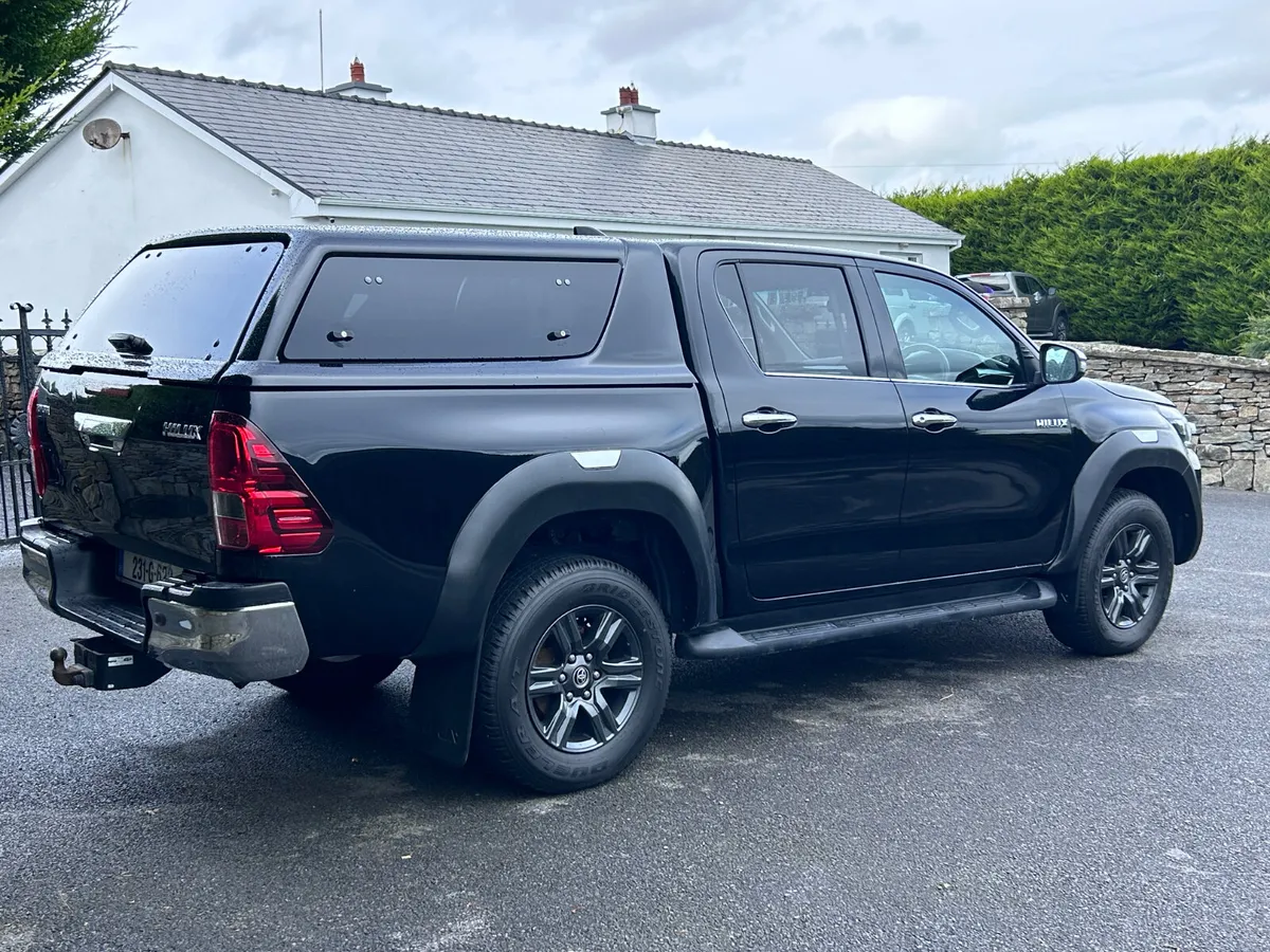 2023 Toyota Hilux 2.8 SR5 204 Bhp - Image 2
