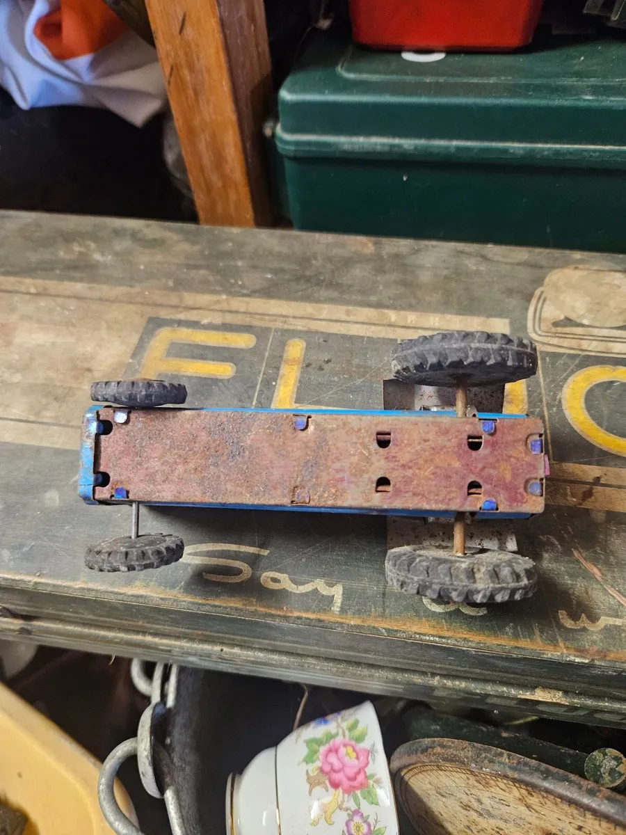 Vintage Tinplate Tractor - Image 4