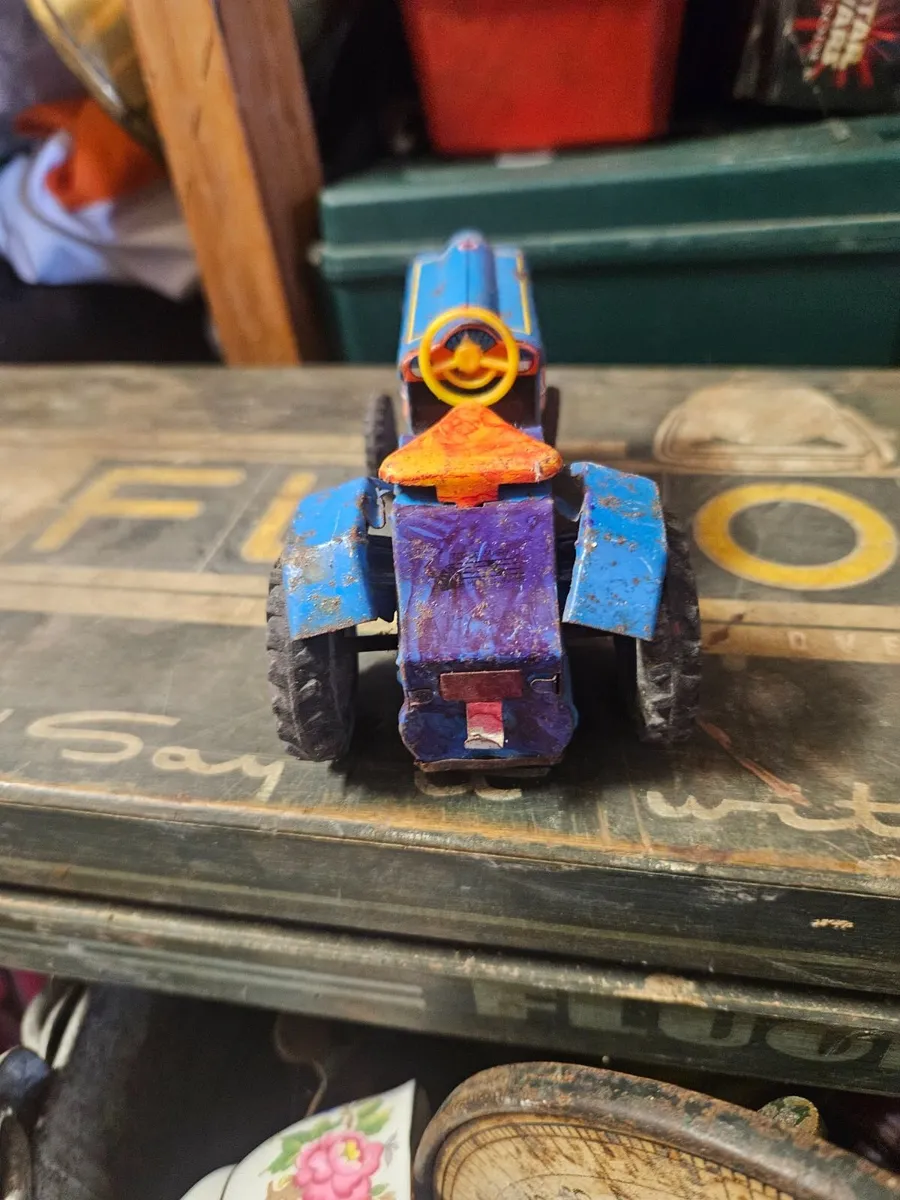 Vintage Tinplate Tractor - Image 3