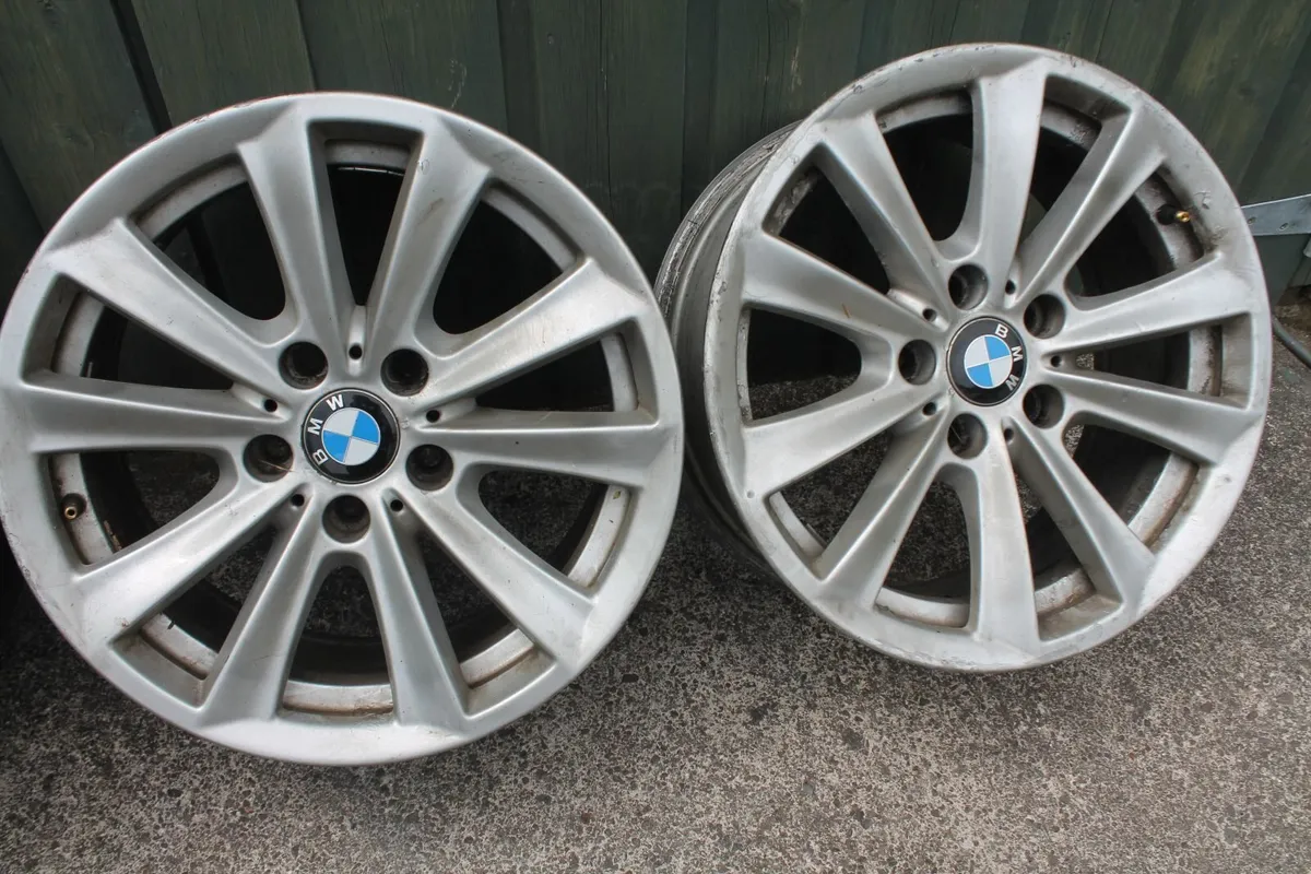 BMW Wheels and Roof Bars - Image 1