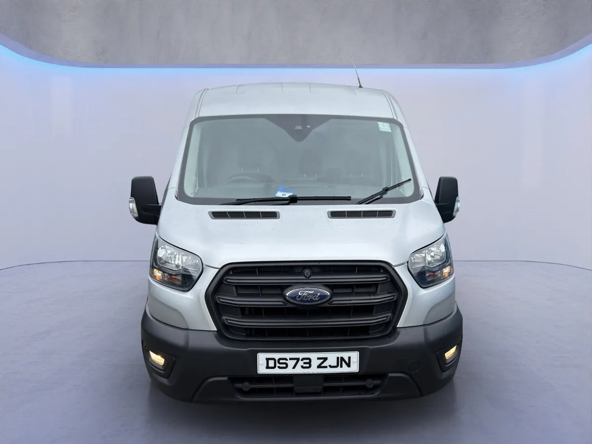 Ford Transit 2023 - Image 2
