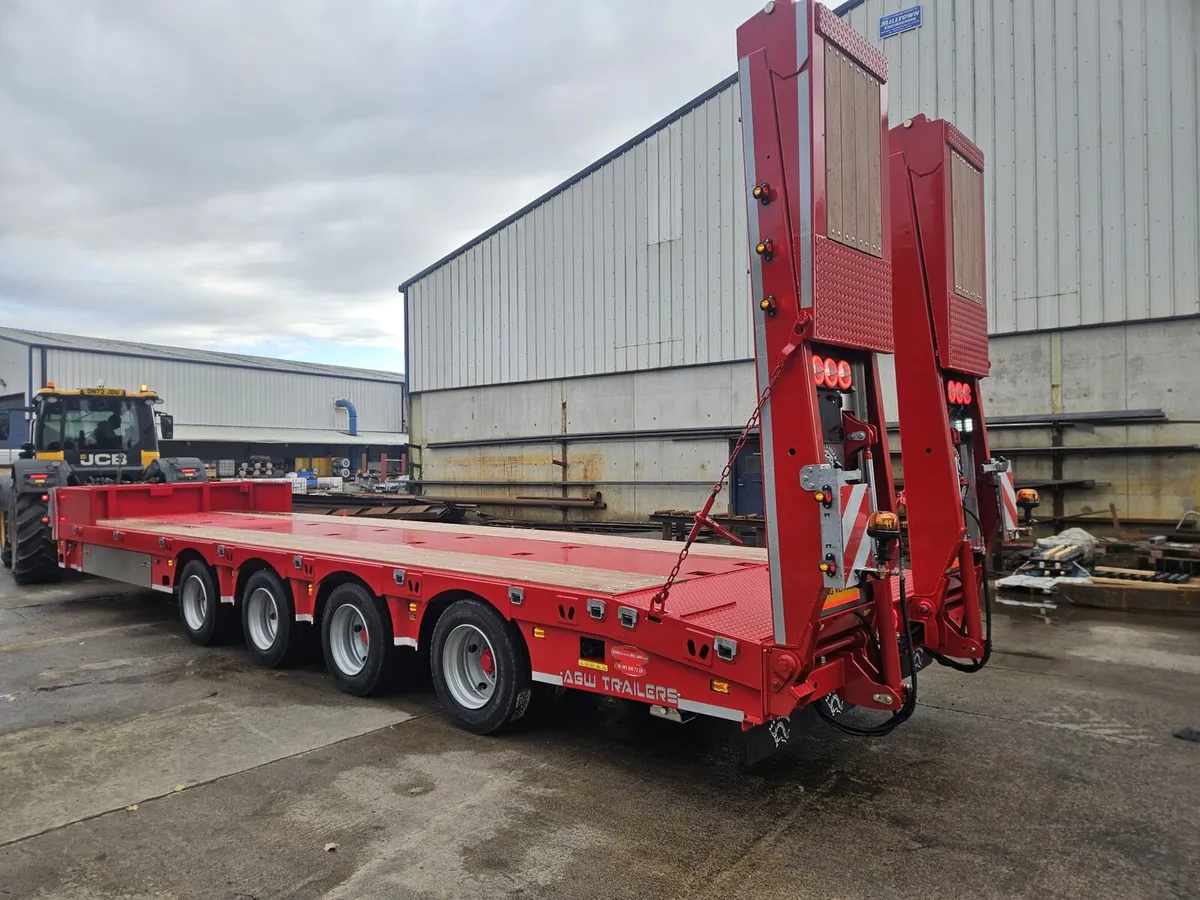 A&W Low Loader - Image 4