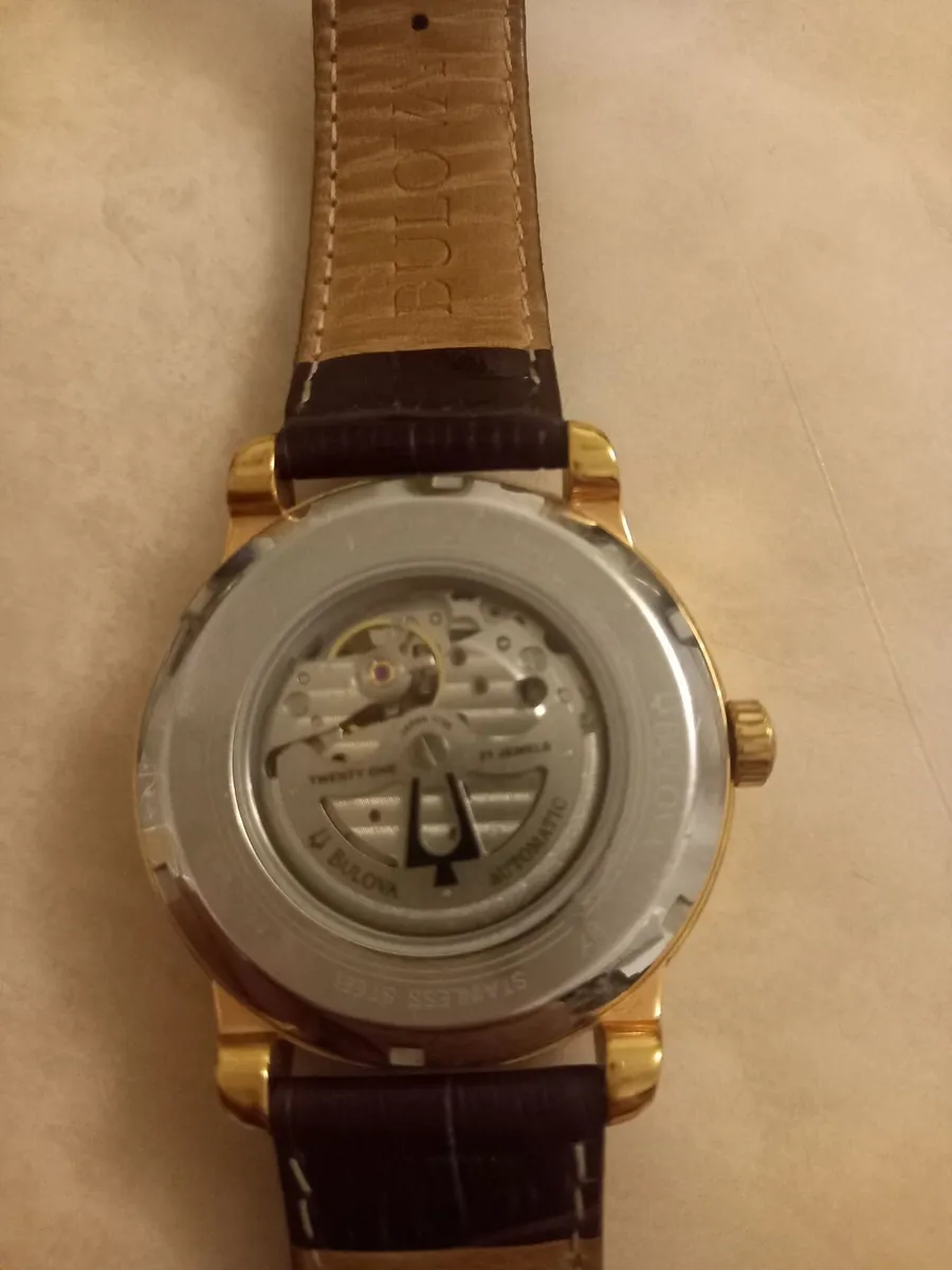 Bulova watch - Image 3