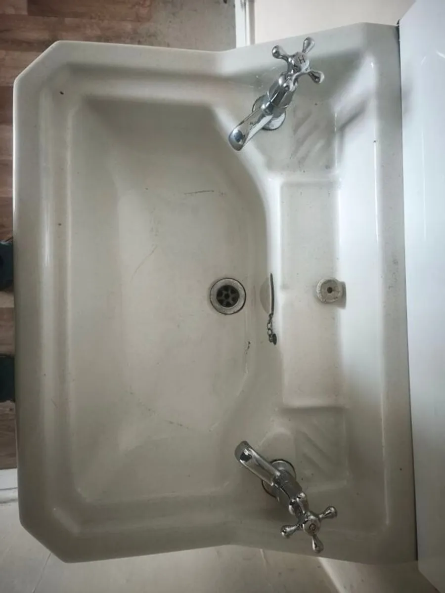 Vintage Pedestal Sinks - Image 4