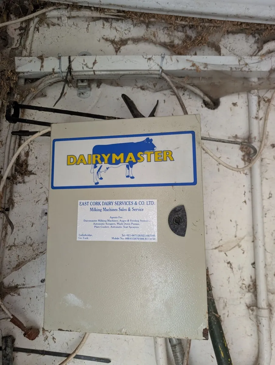 Dairy Master Feeders - Image 2