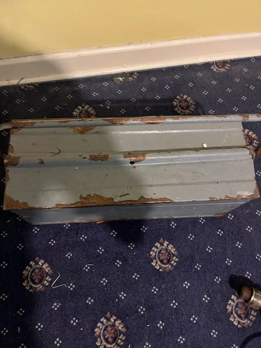 Tool box - Image 2