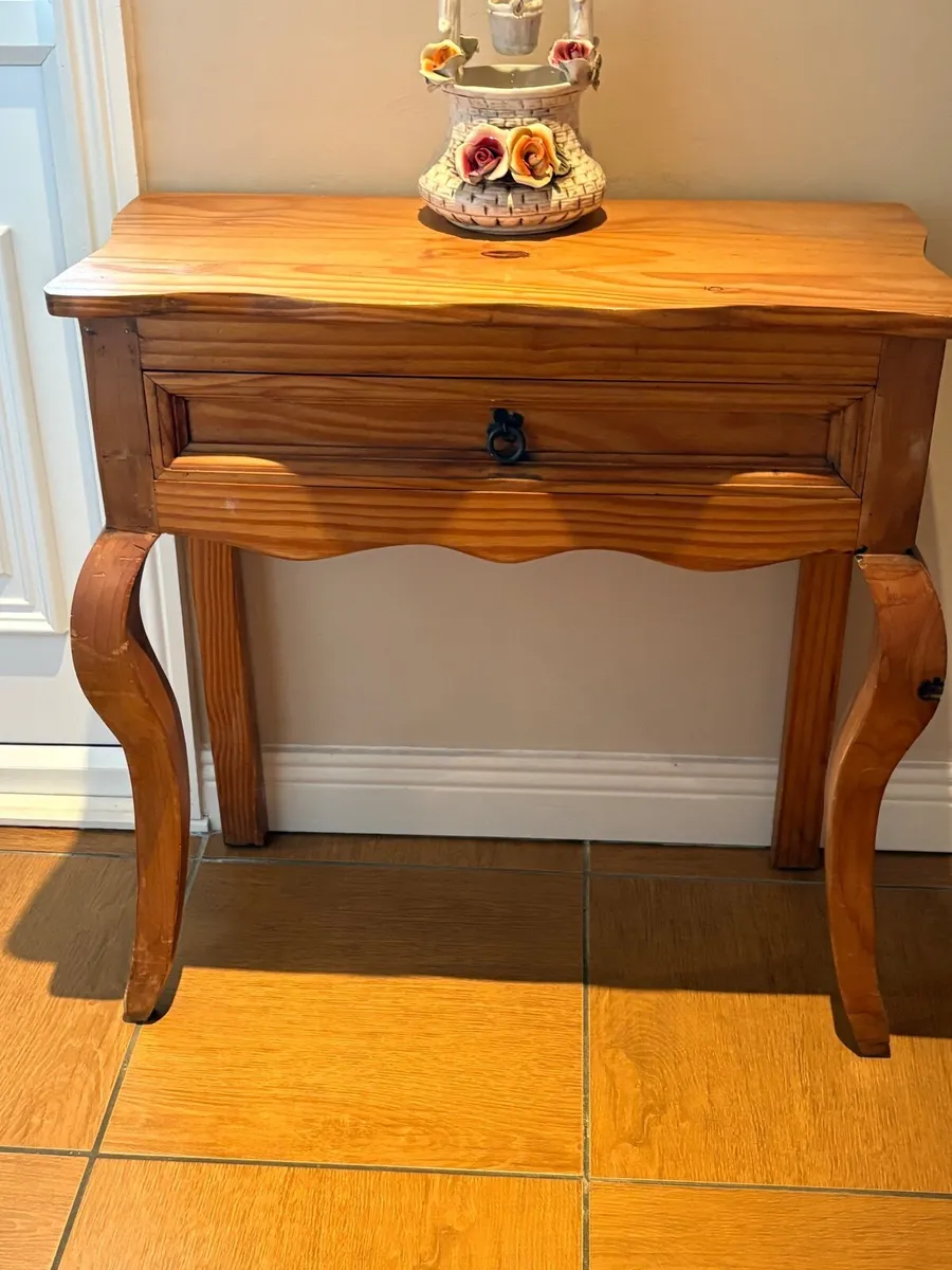 Hall table - Image 1
