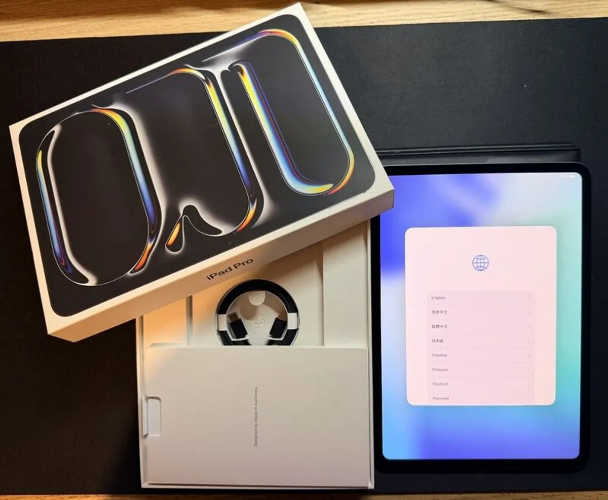 Apple iPad Pro 11" M5 - Image 1