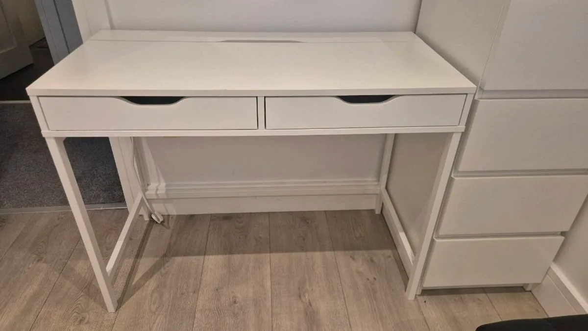 White Alex Desk - Image 1