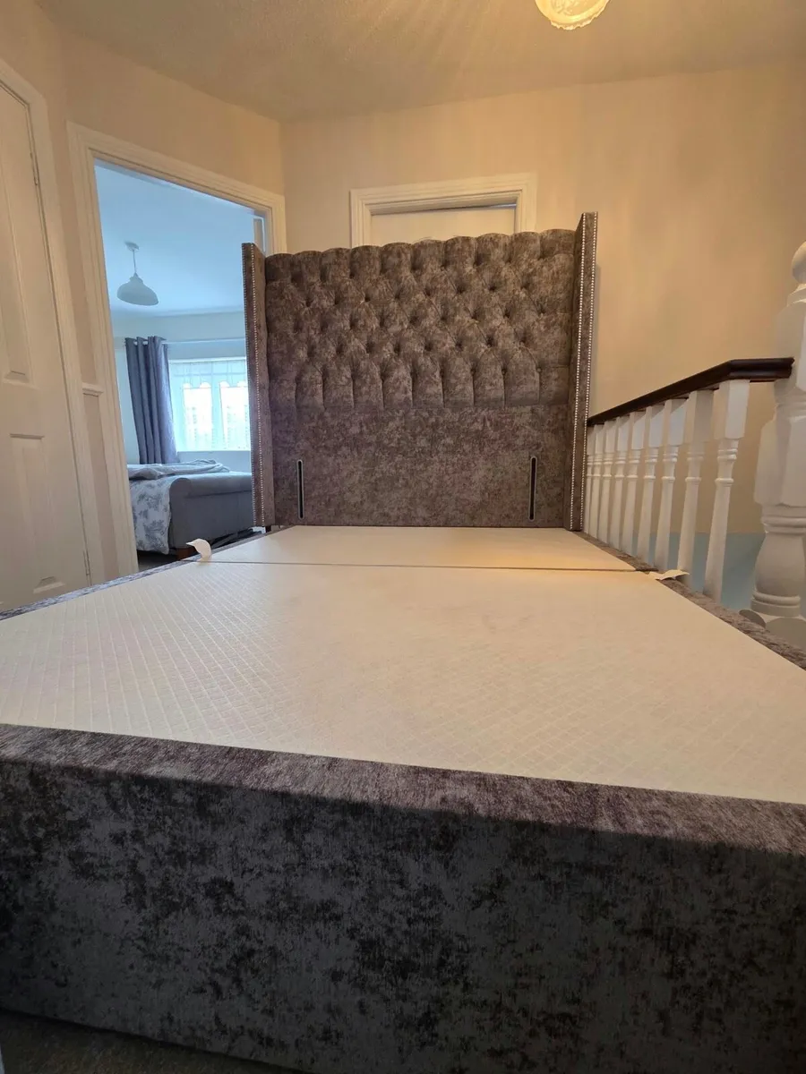King bed - Image 1