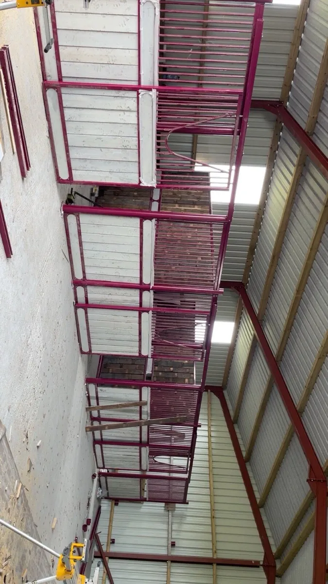 internal stable frames - Image 3