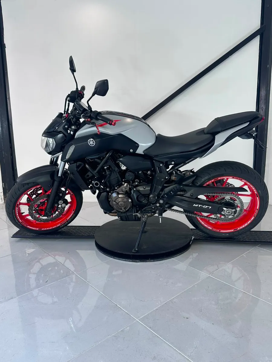 ...2019 YAMAHA MT07 LIKE  NEW ... - Image 1