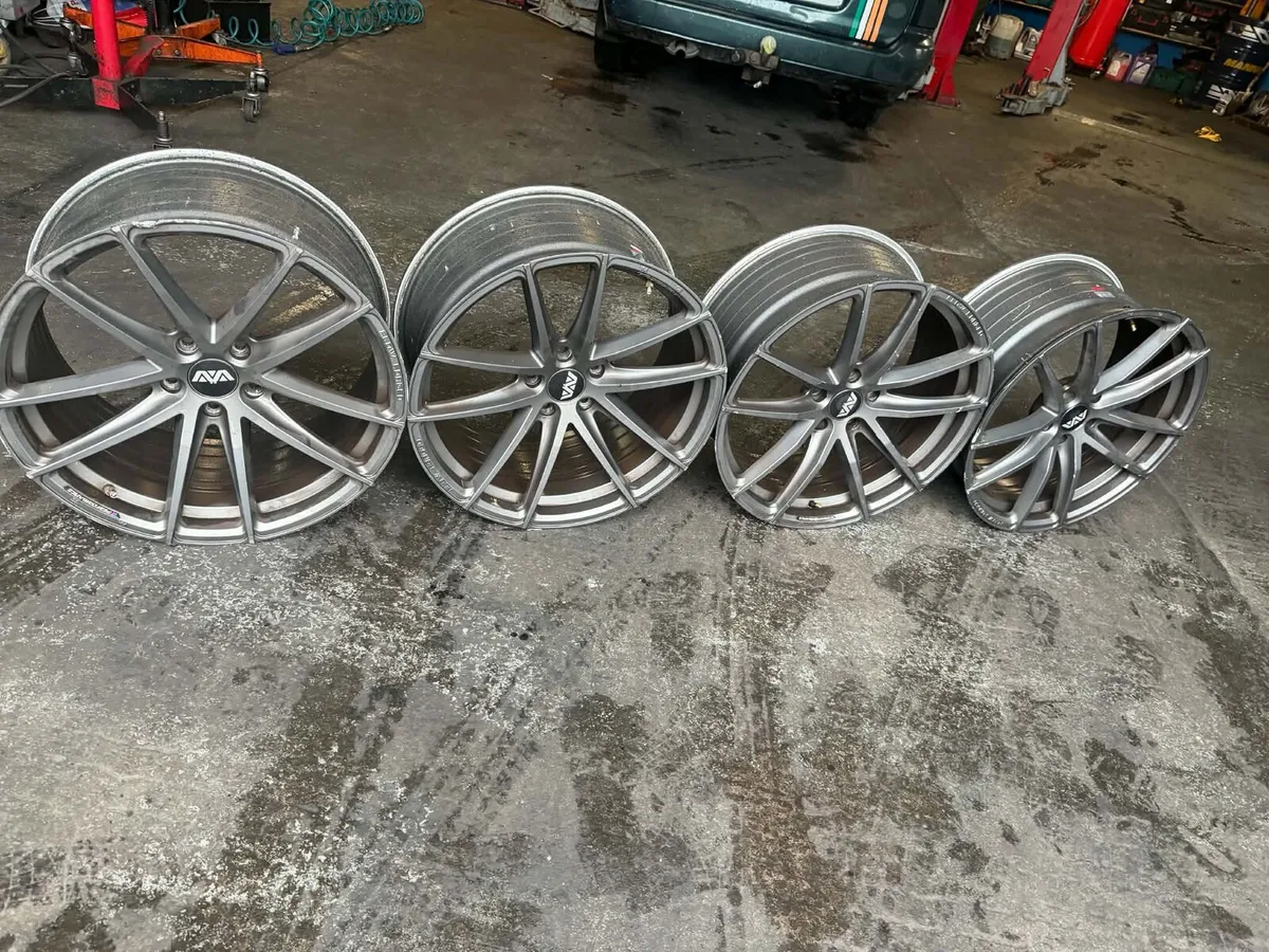BMW Performance Wheels R 20. Mother and son - Image 1