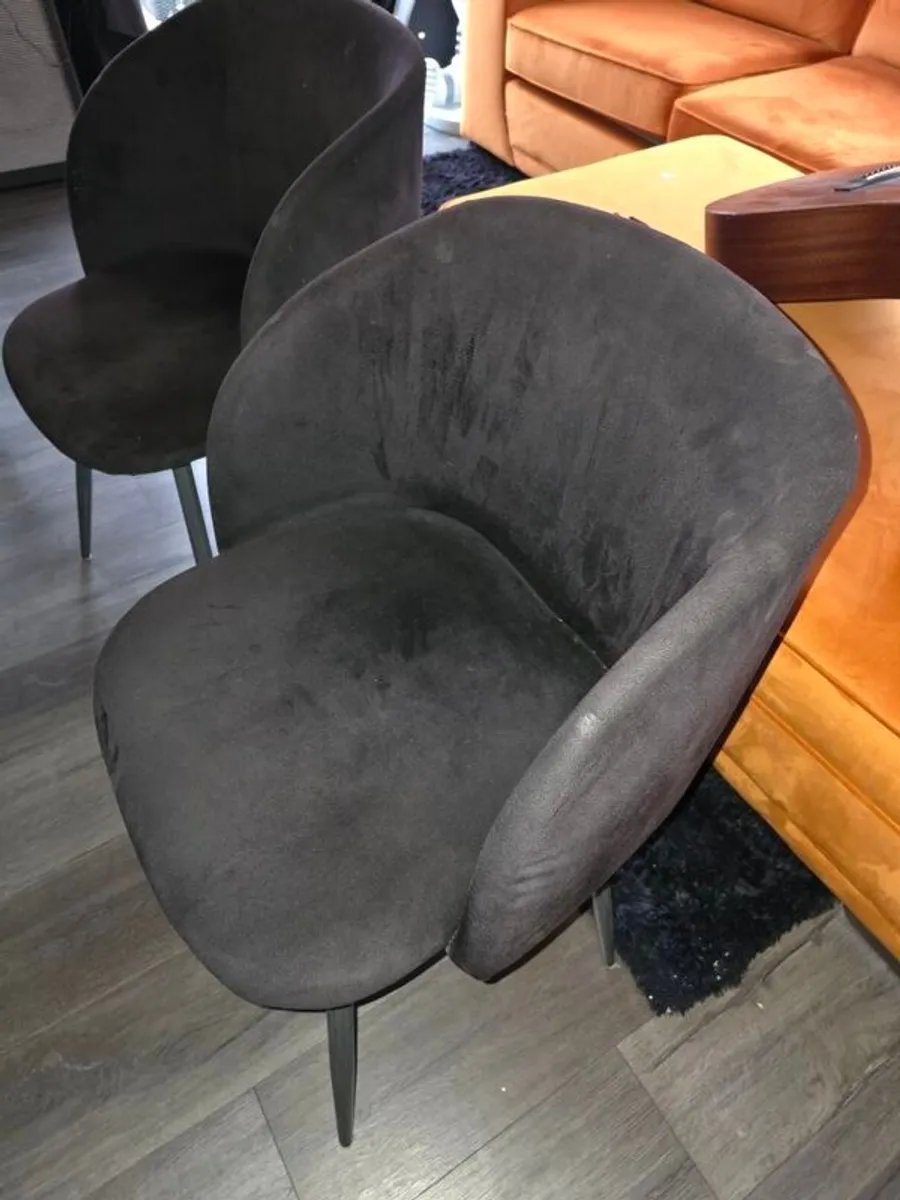 Dining Table & Six Chairs - Image 3