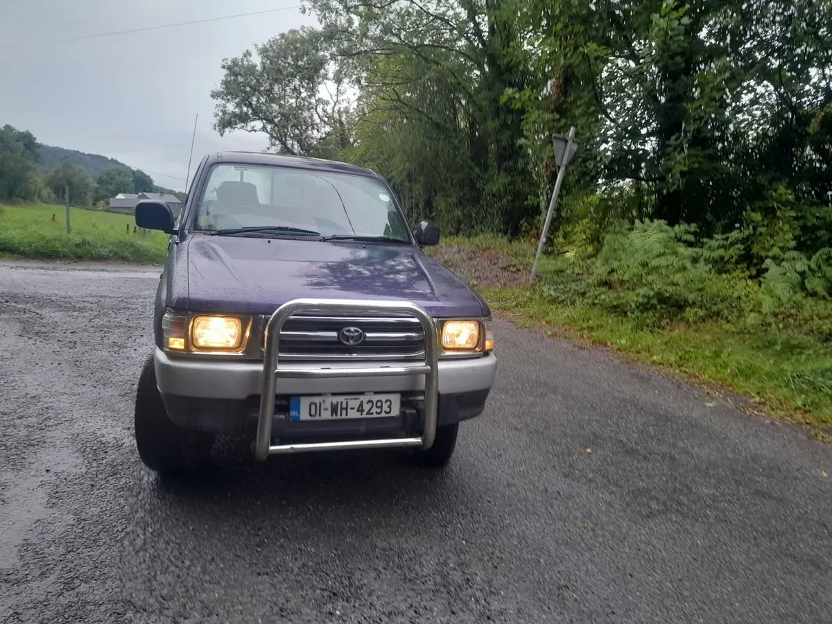Toyota Other 2001 - Image 1
