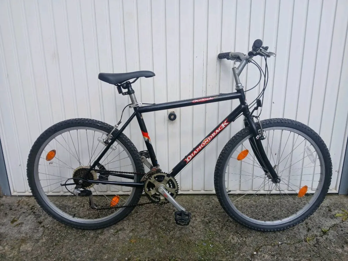 All sizes and types of bikes - Image 2