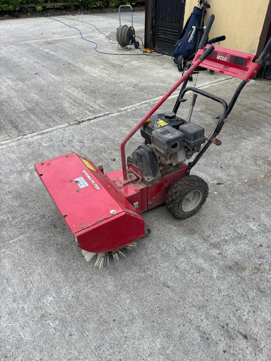 Yard sweeper - Image 3