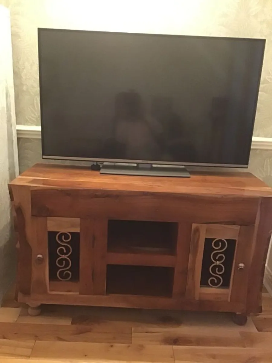 Tv cabinet - Image 1